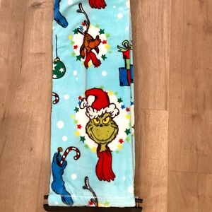 NWT The Grinch Dr Seuss Christmas Light Blue throw 60 x 70  Grinch Max